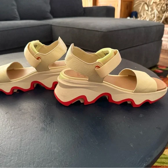 Sorel Cream and Red Platform Sandals with Wavy Sole - Picture 3 of 5